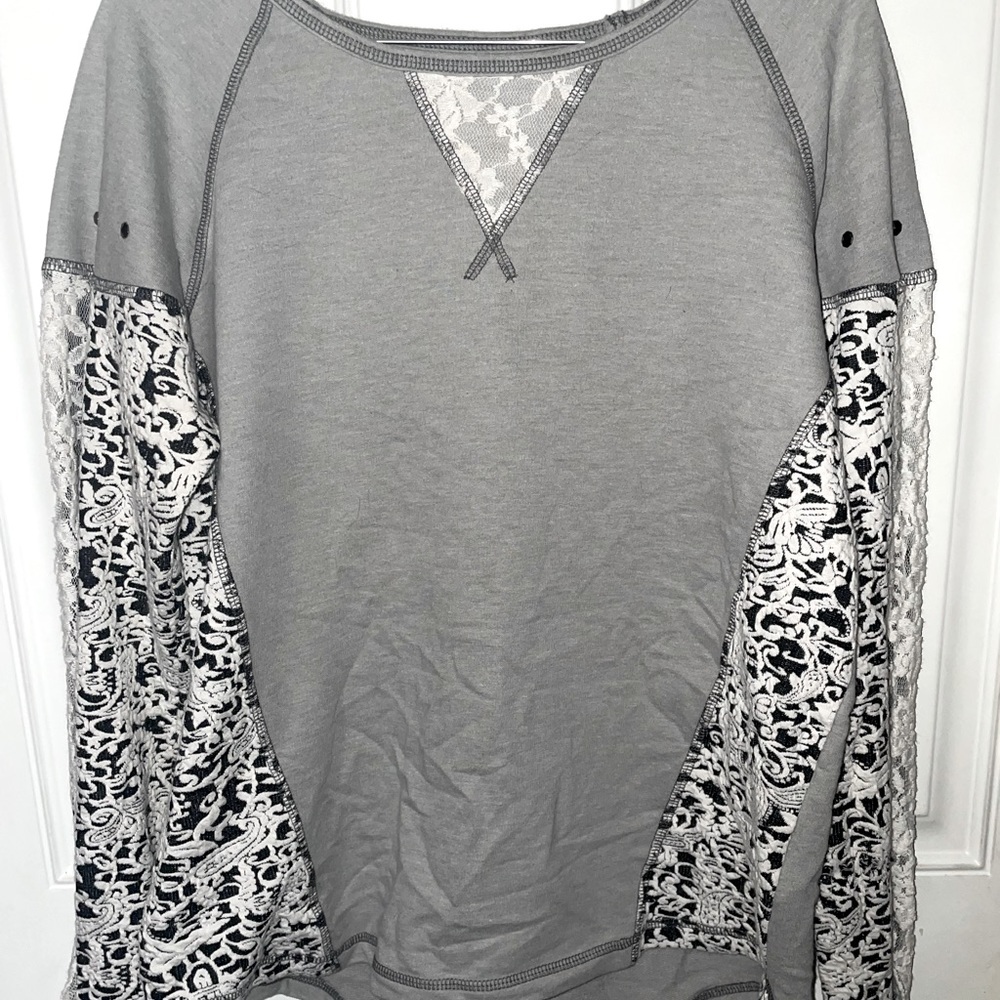 Gray Laced Sleeved Sweatshirt